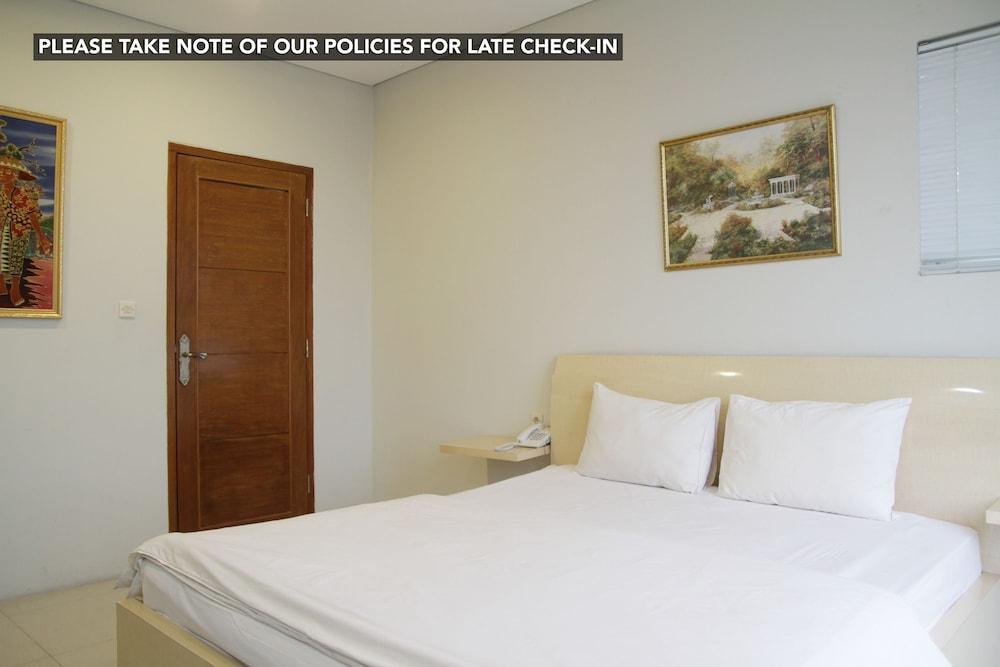 Hotel Kemang Eleven Jakarta